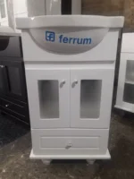 Vanitory modelo Venecia 45 cm con puertas vidrio