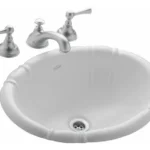 Bacha de loza ferrum sobre mesada