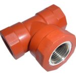 Tee polipropileno con rosca metálica