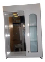 Botiquín laqueado vidrio repartido un  módulo con luces