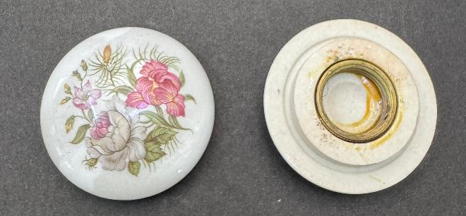 casquete ff flores Casquete de cerámica para volante de grifería - Imagen 1