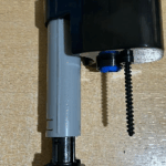 Válvula de admisión integral de altura regulable