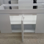 Mueble madera laqueado para lavadero de 1.40 mts