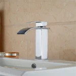 Grifería monocomando cascada para baño cromo baja - Imagen 2